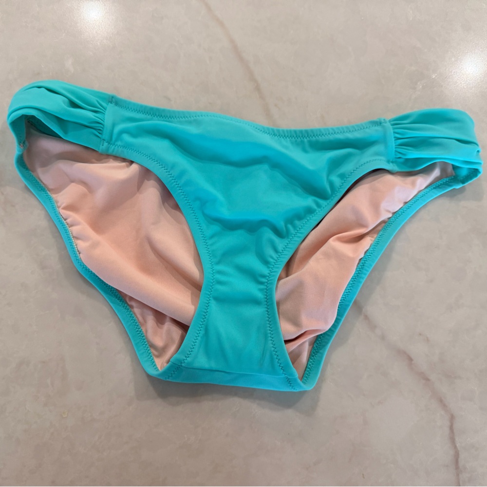 Victoria Secrets Knockout bikini bottom